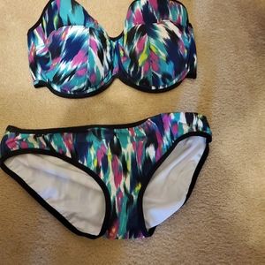 38F Swim suit